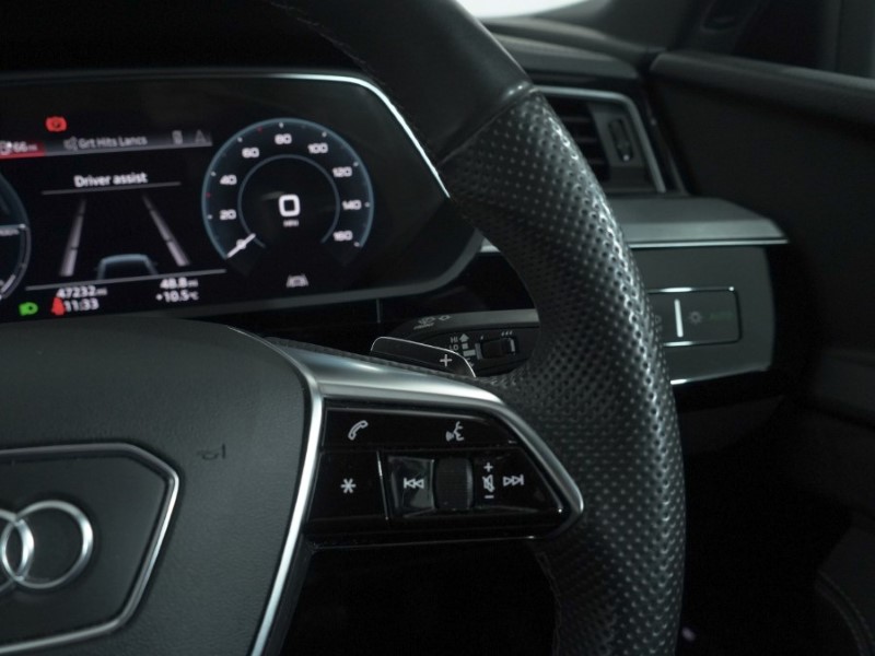 2020 (70) AUDI E-TRON 300kW 55 Quattro 95kWh S Line 5dr Auto 4882233