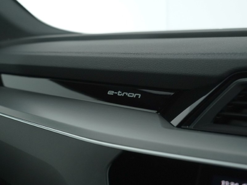 2020 (70) AUDI E-TRON 300kW 55 Quattro 95kWh S Line 5dr Auto 4882240