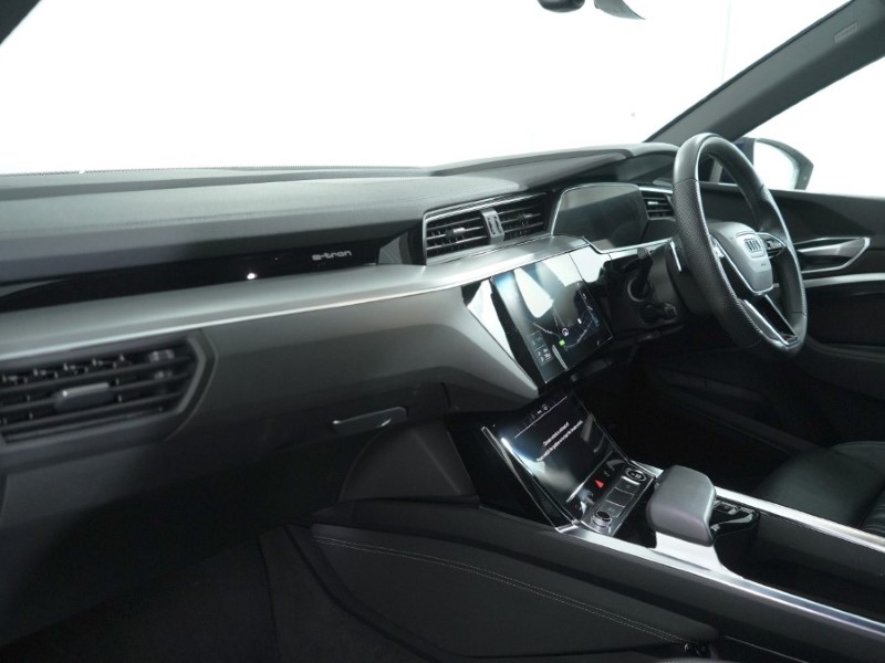 2020 (70) AUDI E-TRON 300kW 55 Quattro 95kWh S Line 5dr Auto 4882208