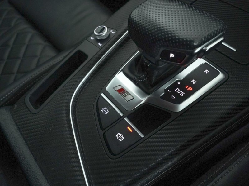 2020 (20) AUDI A4 S4 TDI Quattro Black Edition 4dr Tiptronic 4882023