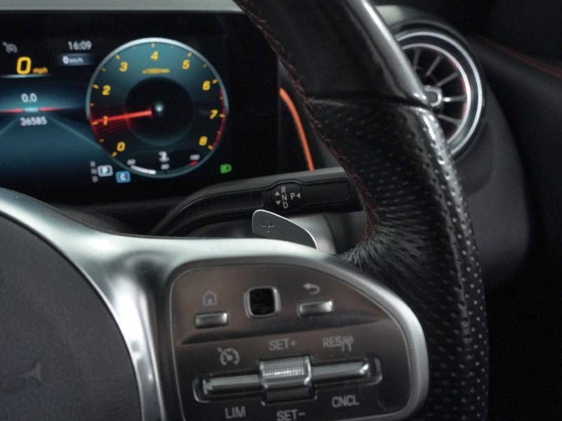 2021 (71) MERCEDES-BENZ GLB 200 AMG Line Premium 5dr 7G-Tronic 4890827