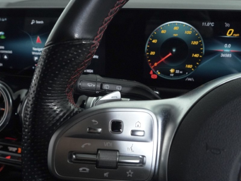 2021 (71) MERCEDES-BENZ GLB 200 AMG Line Premium 5dr 7G-Tronic 4890830