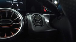 2021 (71) MERCEDES-BENZ GLB 200 AMG Line Premium 5dr 7G-Tronic 4890834