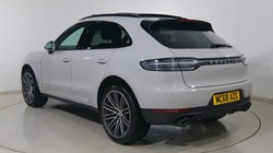 2026 (75) PORSCHE MACAN 5dr PDK 4900019