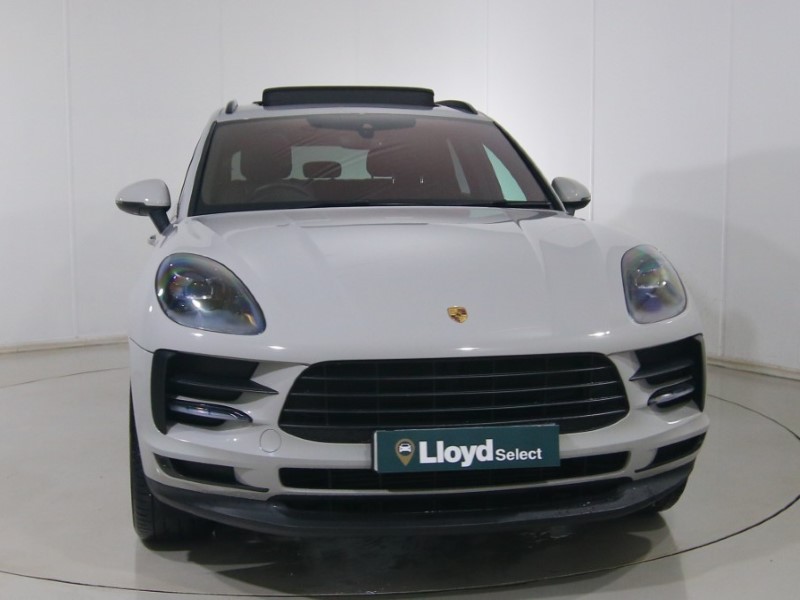2026 (75) PORSCHE MACAN 5dr PDK 4900016