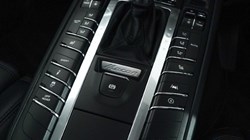 2026 (75) PORSCHE MACAN 5dr PDK 4901290