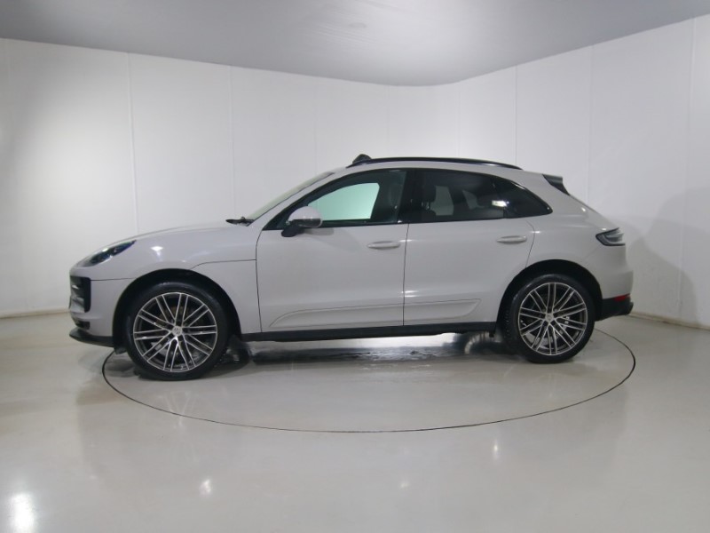 2026 (75) PORSCHE MACAN 5dr PDK 4900018