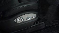 2026 (75) PORSCHE MACAN 5dr PDK 4901280