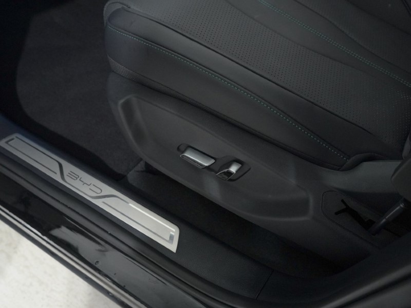 2025 (25) BYD SEAL U 1.5 DM-i Comfort 5dr Auto 4890963