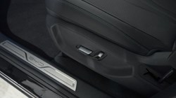 2025 (25) BYD SEAL U 1.5 DM-i Comfort 5dr Auto 4890963