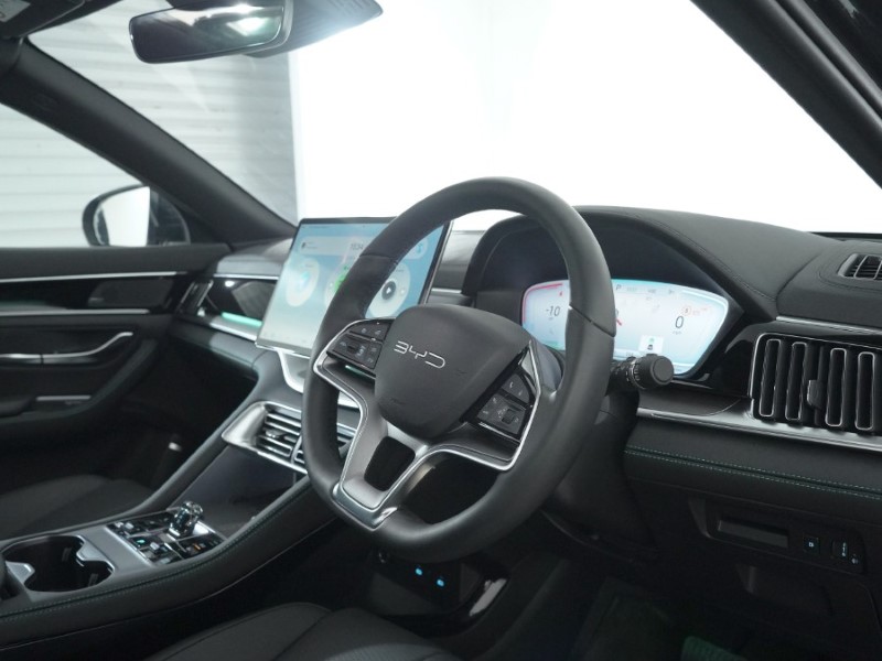 2025 (25) BYD SEAL U 1.5 DM-i Comfort 5dr Auto 4890971