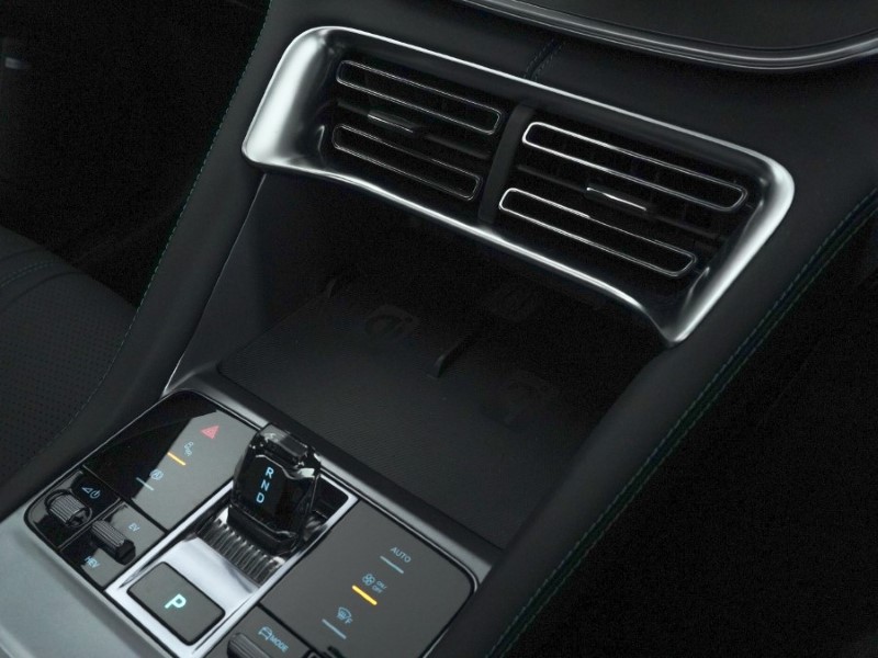 2025 (25) BYD SEAL U 1.5 DM-i Comfort 5dr Auto 4890931