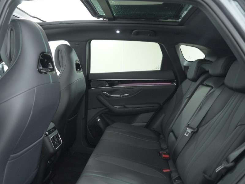 2025 (25) BYD SEAL U 1.5 DM-i Comfort 5dr Auto 4890942