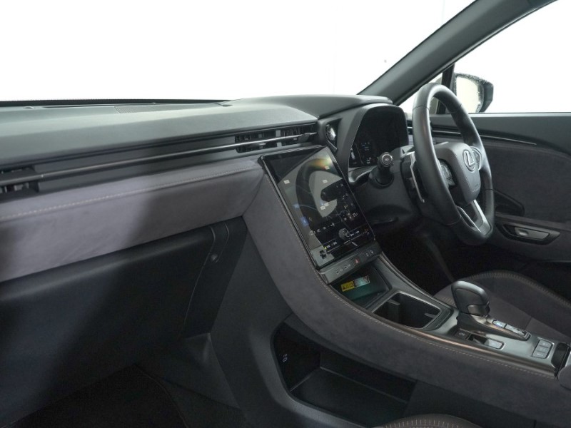 2024 (24) LEXUS LBX 1.5 Takumi 5dr E-CVT 4901066