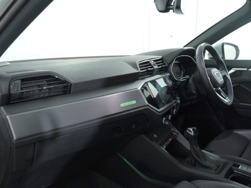 2021 (71) AUDI Q3 35 TFSI S Line 5dr S Tronic 4894890