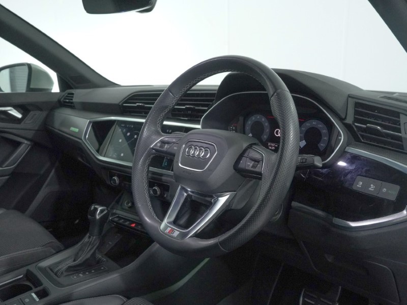 2021 (71) AUDI Q3 35 TFSI S Line 5dr S Tronic 4894883