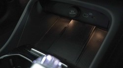 2023 (23) VOLVO XC40 2.0 B3P Plus Dark 5dr Auto 4898138