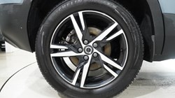 2023 (23) VOLVO XC40 2.0 B3P Plus Dark 5dr Auto 4898120