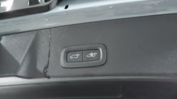 2023 (23) VOLVO XC40 2.0 B3P Plus Dark 5dr Auto 4898119