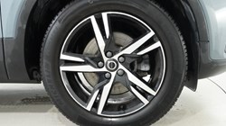 2023 (23) VOLVO XC40 2.0 B3P Plus Dark 5dr Auto 4898127