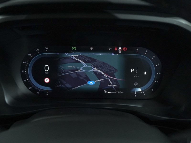 2023 (23) VOLVO XC40 2.0 B3P Plus Dark 5dr Auto 4898135