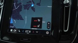 2023 (23) VOLVO XC40 2.0 B3P Plus Dark 5dr Auto 4898142