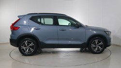 2023 (23) VOLVO XC40 2.0 B3P Plus Dark 5dr Auto 4898157