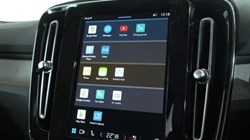 2023 (23) VOLVO XC40 2.0 B3P Plus Dark 5dr Auto 4898143