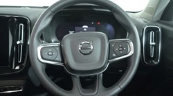2023 (23) VOLVO XC40 2.0 B3P Plus Dark 5dr Auto 4898122