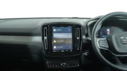 2023 (23) VOLVO XC40 2.0 B3P Plus Dark 5dr Auto 4898131