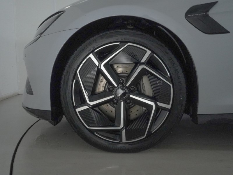 2025 (75) BYD SEAL 390kW Excellence AWD 83kWh 4dr Auto 4930973