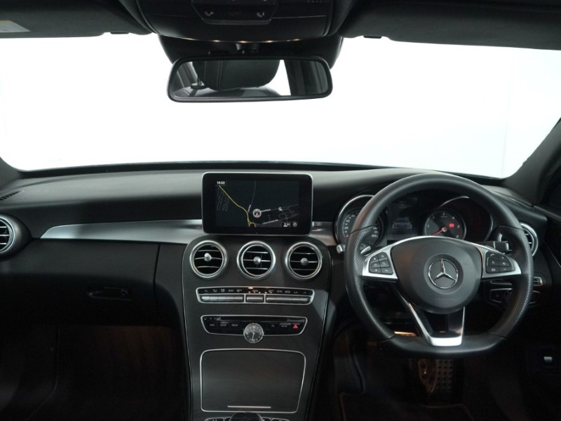 2018 (18) MERCEDES-BENZ C CLASS C250d AMG Line Premium Plus 5dr 9G-Tronic 4906601