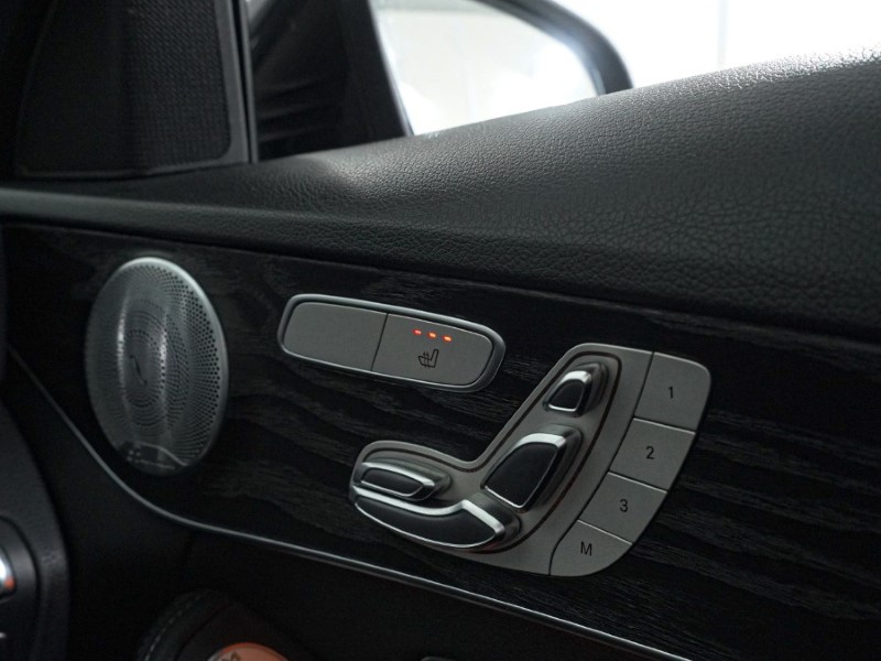 2018 (18) MERCEDES-BENZ C CLASS C250d AMG Line Premium Plus 5dr 9G-Tronic 4906606