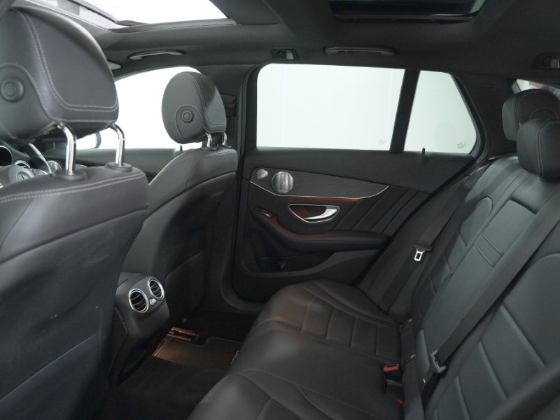 2018 (18) MERCEDES-BENZ C CLASS C250d AMG Line Premium Plus 5dr 9G-Tronic 4906584