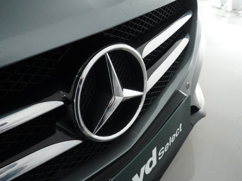 2018 (18) MERCEDES-BENZ C CLASS C250d AMG Line Premium Plus 5dr 9G-Tronic 4906590