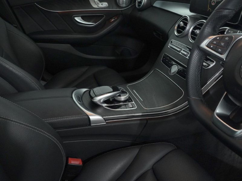 2018 (18) MERCEDES-BENZ C CLASS C250d AMG Line Premium Plus 5dr 9G-Tronic 4906599