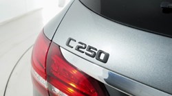 2018 (18) MERCEDES-BENZ C CLASS C250d AMG Line Premium Plus 5dr 9G-Tronic 4906582