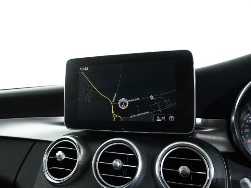 2018 (18) MERCEDES-BENZ C CLASS C250d AMG Line Premium Plus 5dr 9G-Tronic 4906613