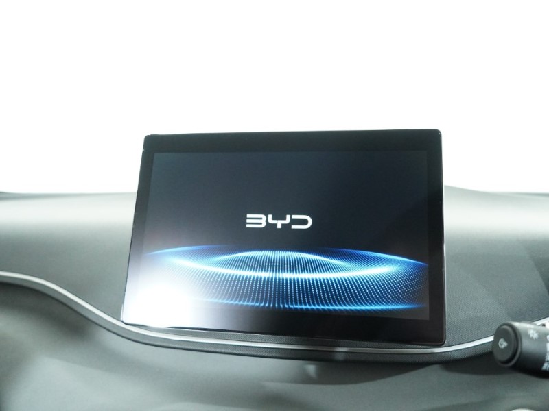 2025 (75) BYD DOLPHIN SURF 65kW Boost 43kWh 5dr Auto 5084884