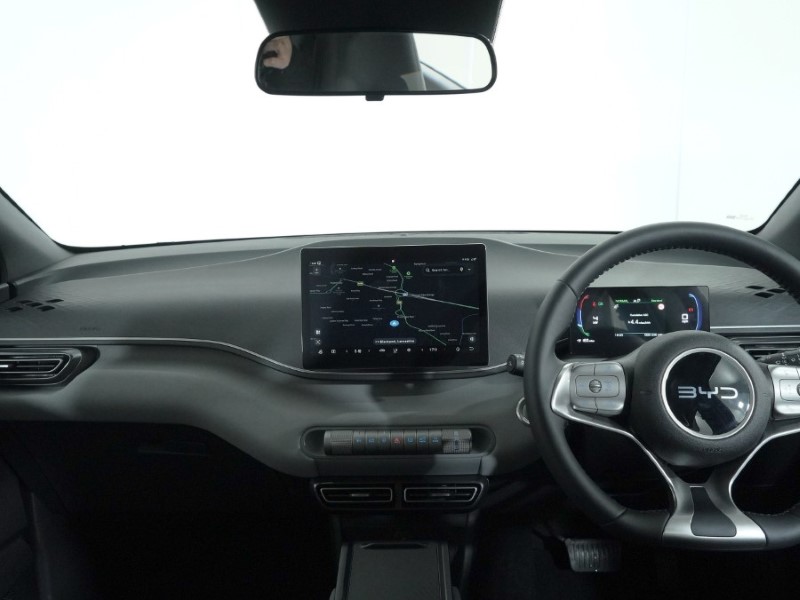 2025 (25) BYD DOLPHIN SURF 65kW Boost 43kWh 5dr Auto 4906684