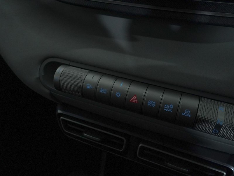 2025 (25) BYD DOLPHIN SURF 65kW Boost 43kWh 5dr Auto 4906671