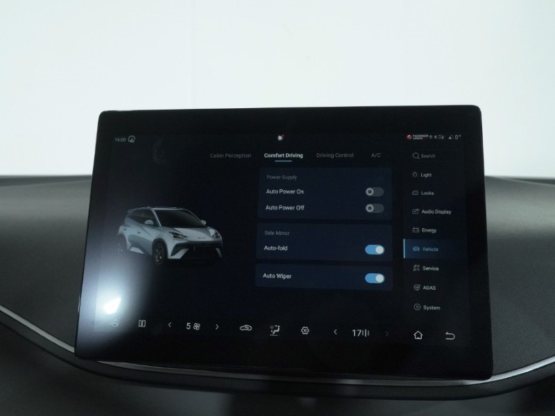 2025 (25) BYD DOLPHIN SURF 65kW Boost 43kWh 5dr Auto 4906666