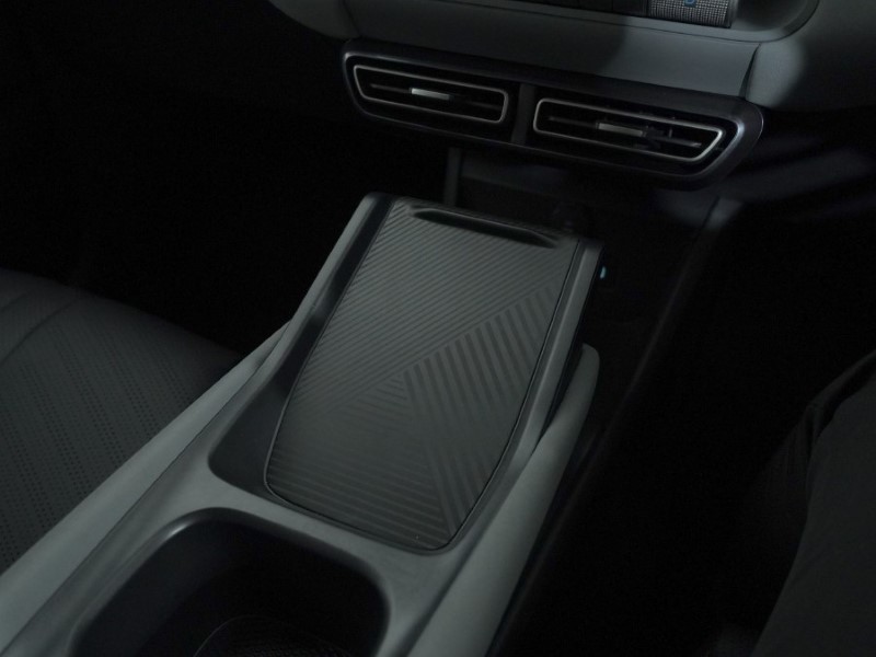 2025 (25) BYD DOLPHIN SURF 65kW Boost 43kWh 5dr Auto 4906648