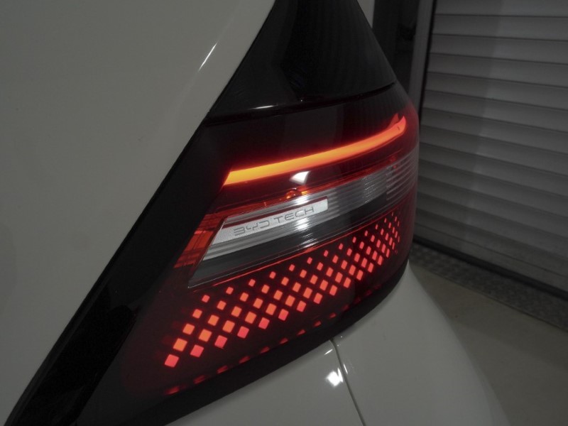 2025 (75) BYD DOLPHIN SURF 65kW Boost 43kWh 5dr Auto 4911695