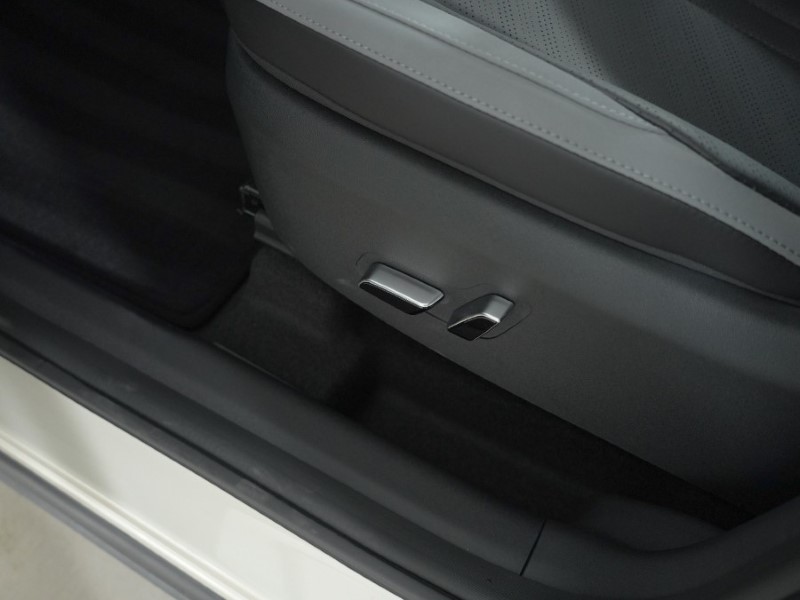 2025 (75) BYD DOLPHIN SURF 65kW Boost 43kWh 5dr Auto 4911693