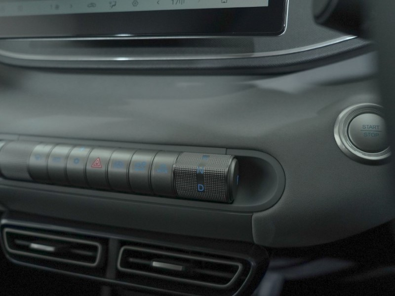 2025 (75) BYD DOLPHIN SURF 65kW Boost 43kWh 5dr Auto 4911672