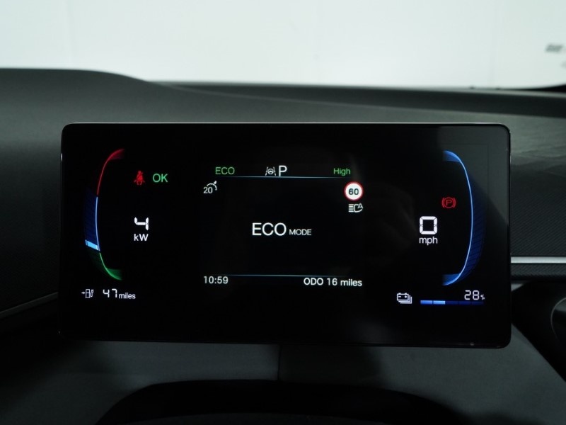 2025 (75) BYD DOLPHIN SURF 65kW Boost 43kWh 5dr Auto 4911683