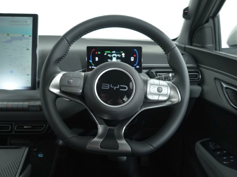 2025 (75) BYD DOLPHIN SURF 65kW Boost 43kWh 5dr Auto 4911699