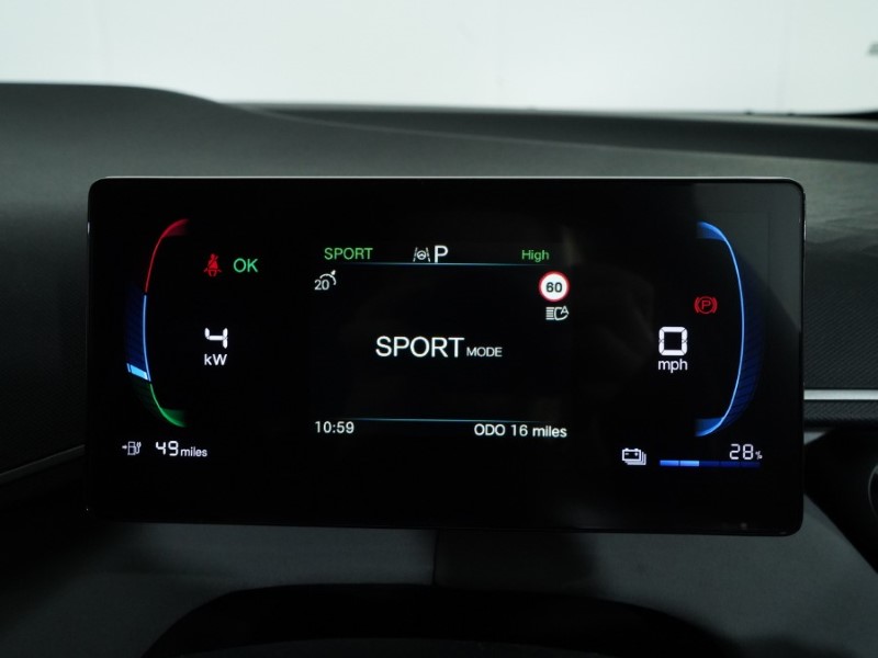 2025 (75) BYD DOLPHIN SURF 65kW Boost 43kWh 5dr Auto 4911682