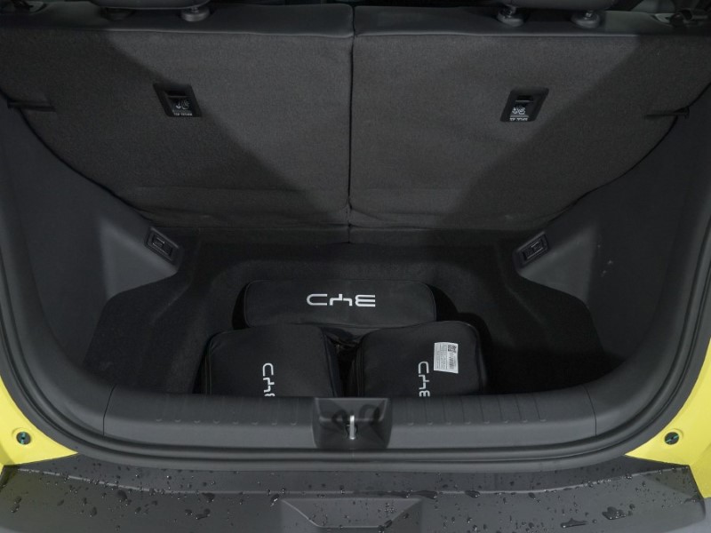 2025 (75) BYD DOLPHIN SURF 65kW Boost 43kWh 5dr Auto 4910911